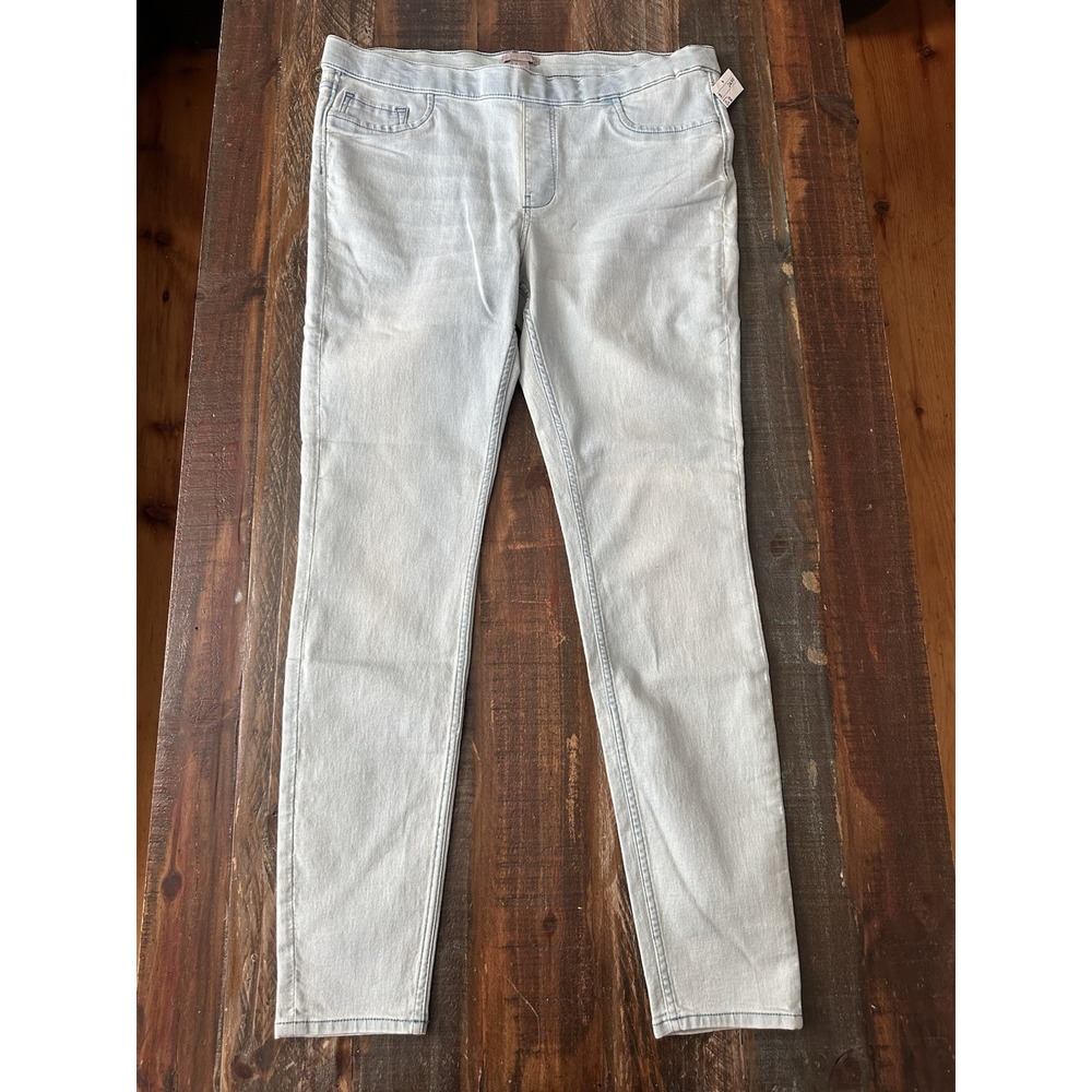 NWT H&M Women's 20 Pull On Light Wash Stretch Blue Skinny Jeans | SKU 0964